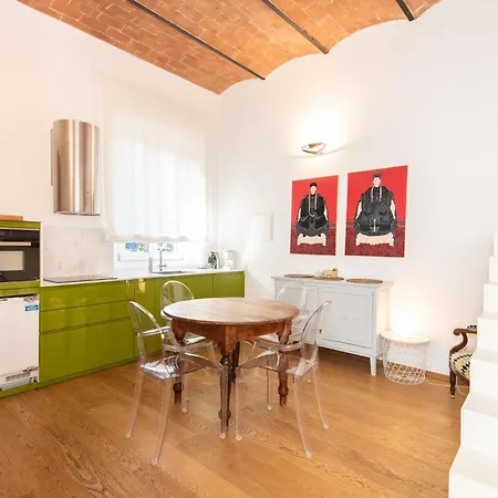 Machiavelli Con Patio E Parcheggio By Prestige Appartamento